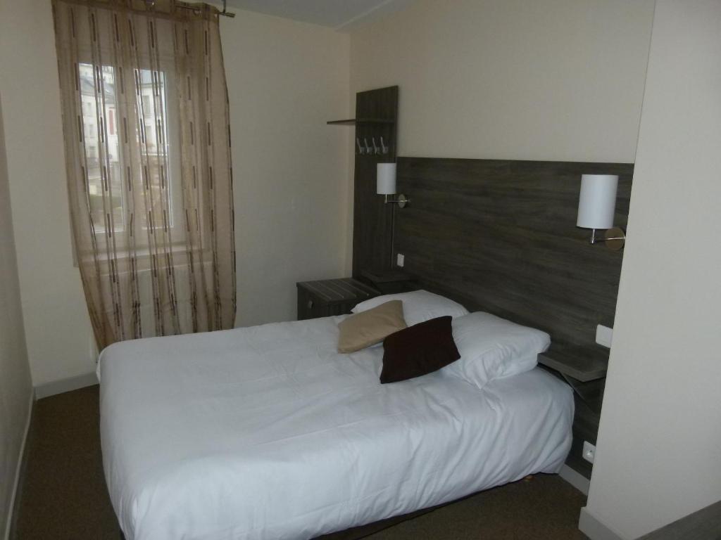 Logis-Hotel & Restaurant Le Carnot Bolbec Room photo